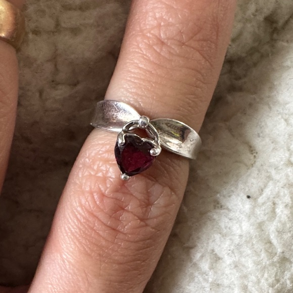 Sterling Silver Heart Garnet Ring